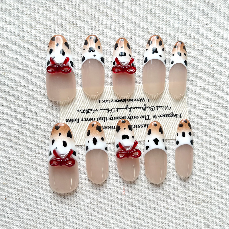 Handmade Press on nails French leopard print sweet and cool spicy girl style gentle retro and high-end wearable finished almond nail art