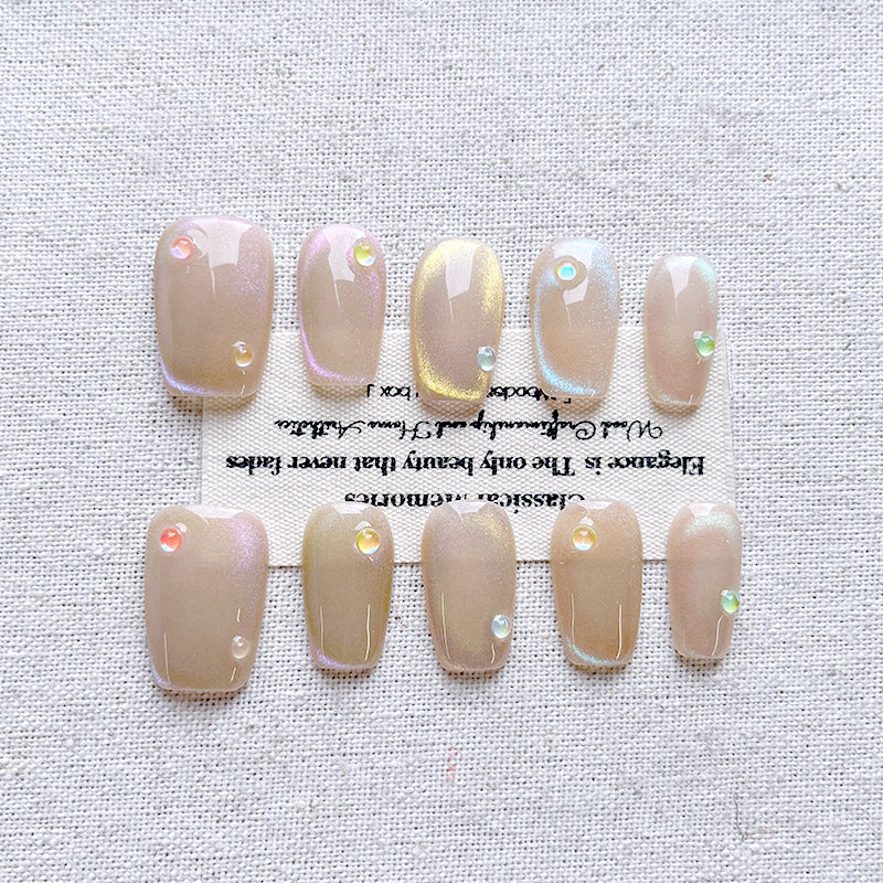 Colored gemstone glass bead cat eye wearing armor Clear green dreamy purple glass feeling flower wreath nail patch white 10 pieces set Press on nails