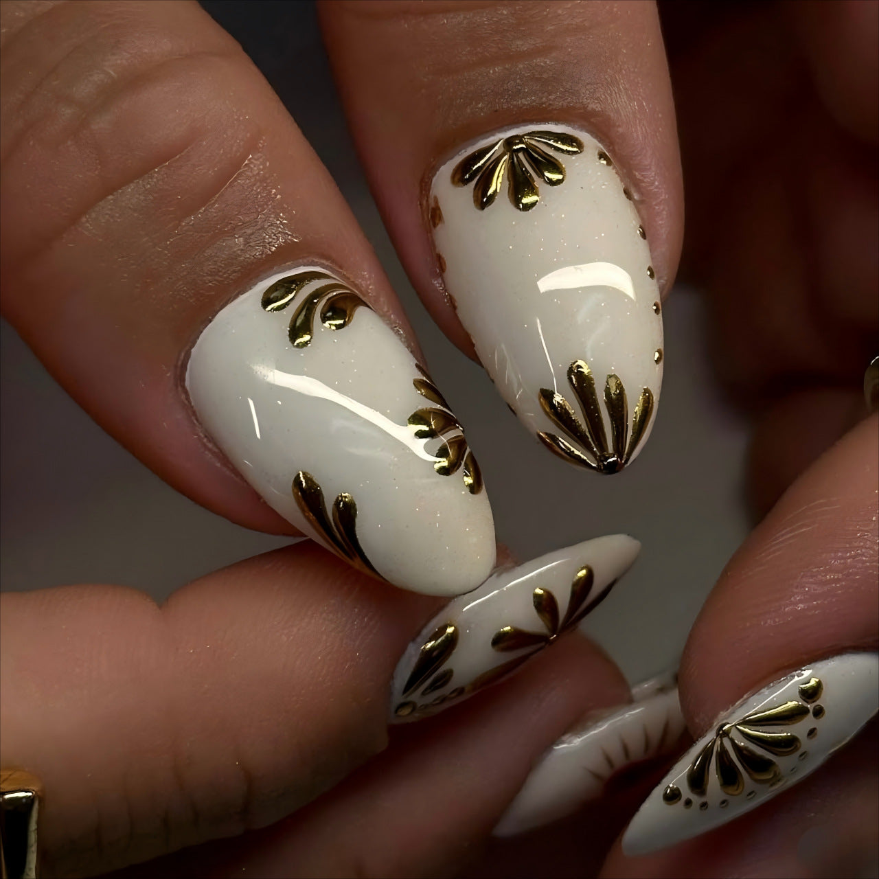 24Pcs Simple French Nails Art Tips Fake Nails 3D Design Wear