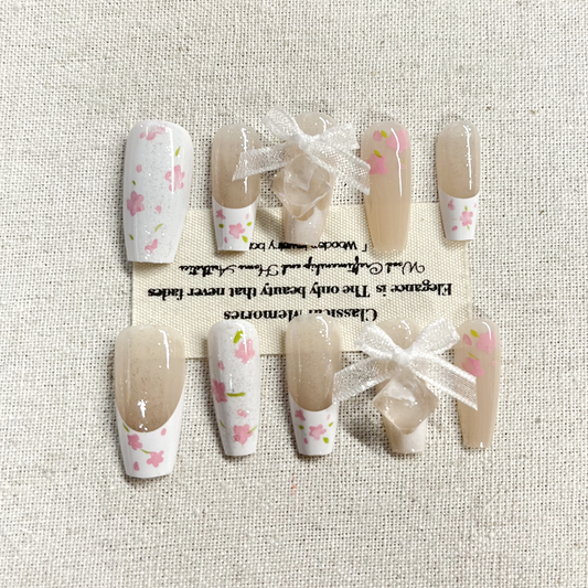Blush Press on Nails Cute Coffin Medium Fake Nails Tips Full Cover Bling Cat Eyes False Nails for Women and Girls 10PCS