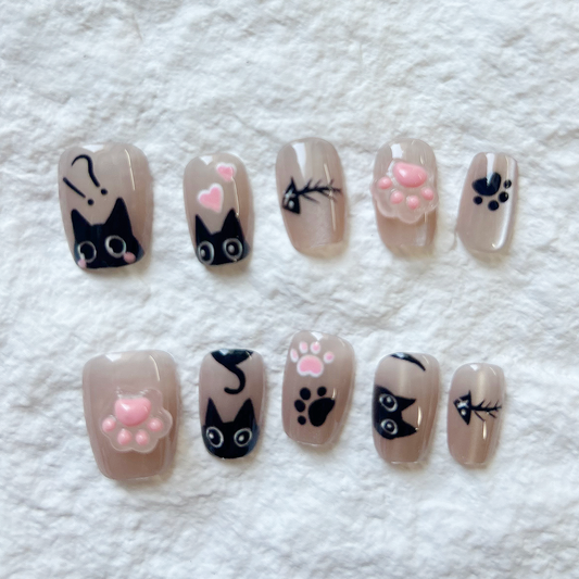 Summer New Cute Cat Claw Press On Nails Hand drawn Cat Luo Xiaohei Same Cat Eye Nail Art Finished Nail Patch Set of 10 pieces