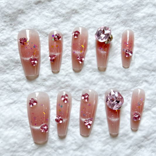 Handmade Cat Eye Press On Nails Light Luxury Nail Art with Diamond Setting and Whitening, Medium to Long Nail Slices, Fake Nail Stickers, 10 Pieces Set
