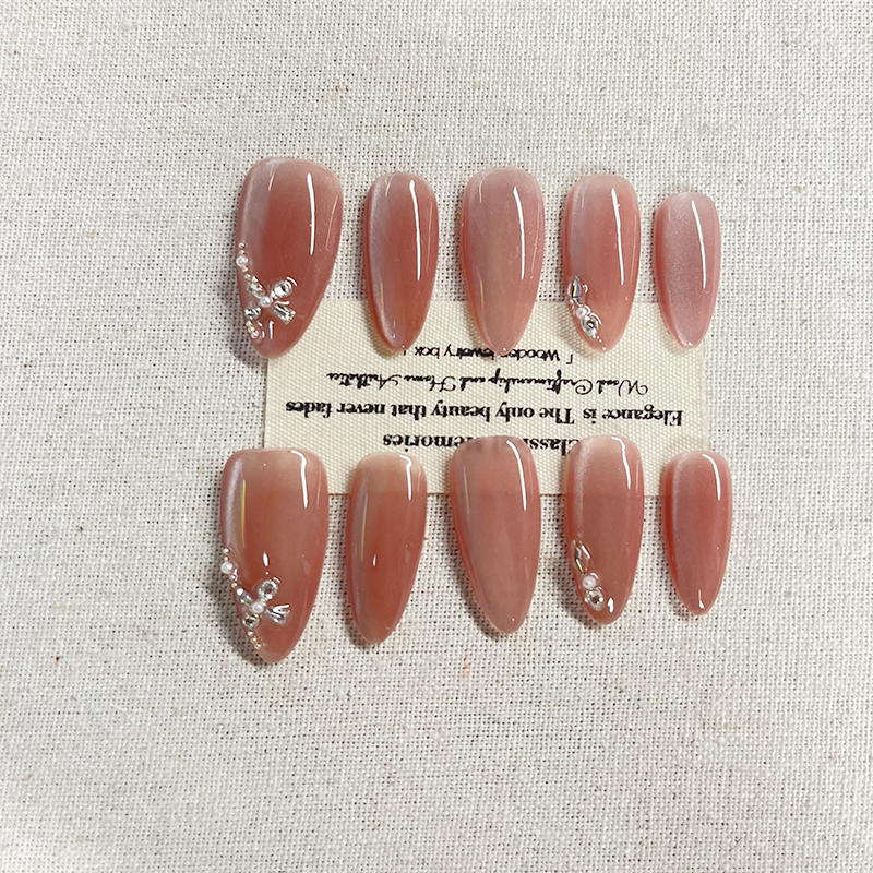 Pure handmade Press on nails Pure nude Solid color Gradual change powder blusher matching diamond girl heart Cute light luxury matching diamond nail
