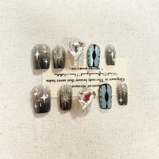 Handmade Press on nails short version 2025 new high-end feeling dark night starry sky cat eye short round nail patch nail sticker appears white