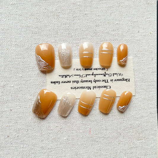 Press-on fake nails - Acrylic gold-gilded nails, suitable for ladies and girls, 10 pieces