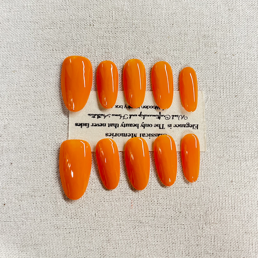 2025 New Orange Nail Press on nails Gentle and Versatile White nail polish Gel