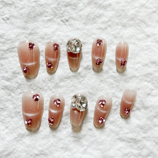 Ice Penetrating Pure Girls' Hand made Press On Nails Ice Crystal Rich Family Daughter Tender powder blusher Manicure Cat's Eye 10 Piece Package