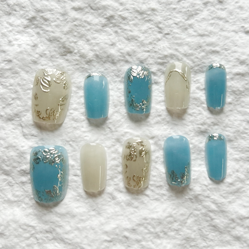 10pcs blue cool cat eye temperament gentle Press On Nails gold-plated flower nail patch short high-end nail sticker