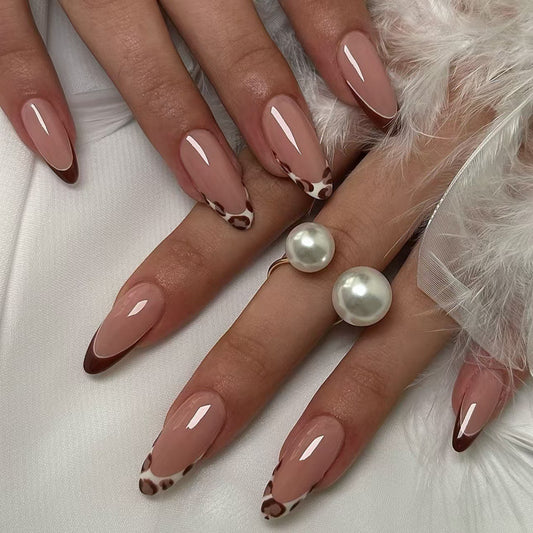 24Pcs Simple French False Nails Short Almond Press-On Nails