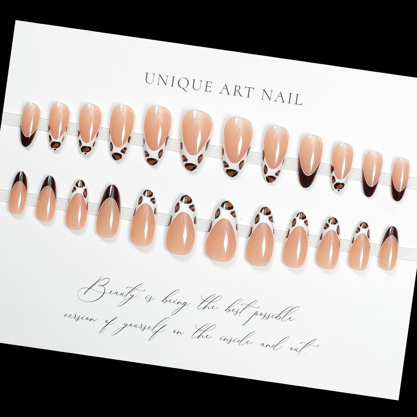 24Pcs Simple French False Nails Short Almond Press-On Nails