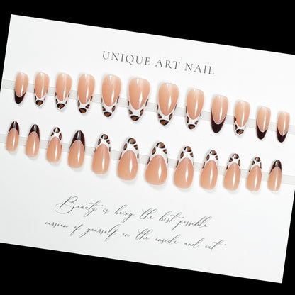24Pcs Simple French False Nails Short Almond Press-On Nails