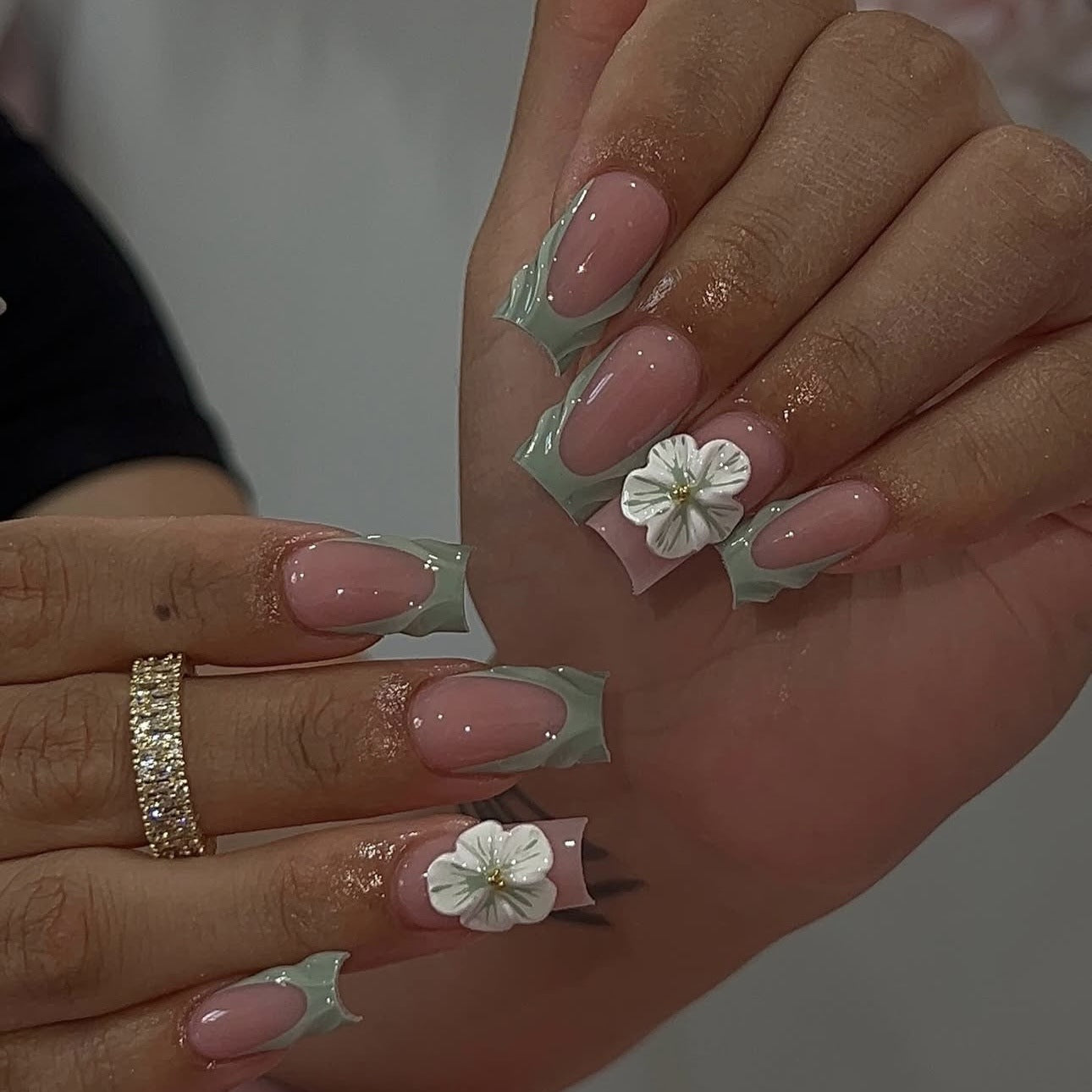 24pcs 3D ripple green French style cool and refreshing European and American ins style detachable Press On Nails